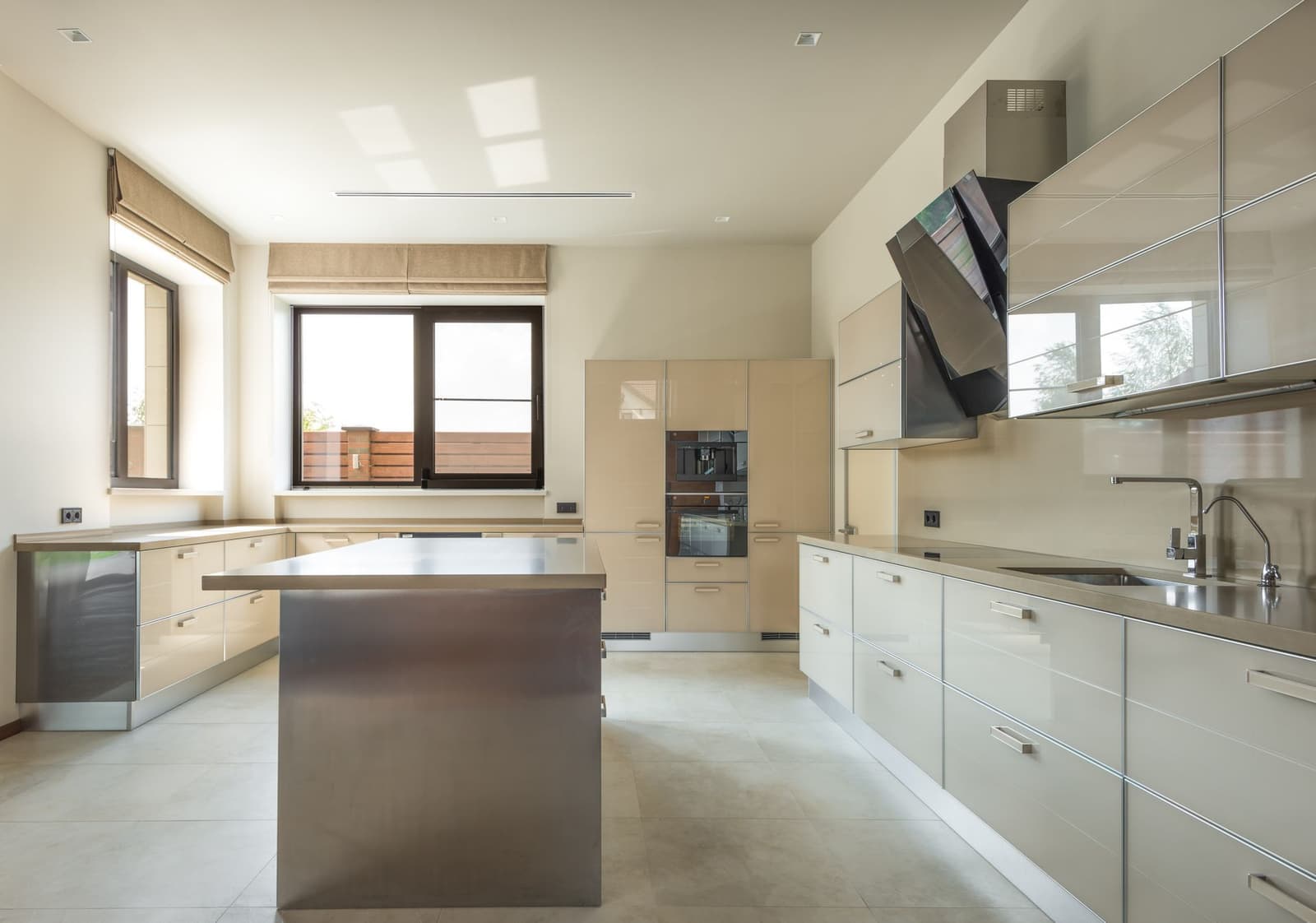 Kitchen Remodeling & Custom Cabinetry
